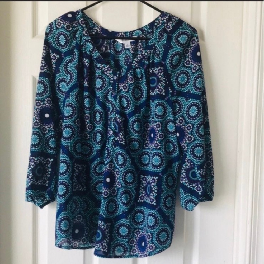 NWOT Floral 3/4 Sleeve Blouse